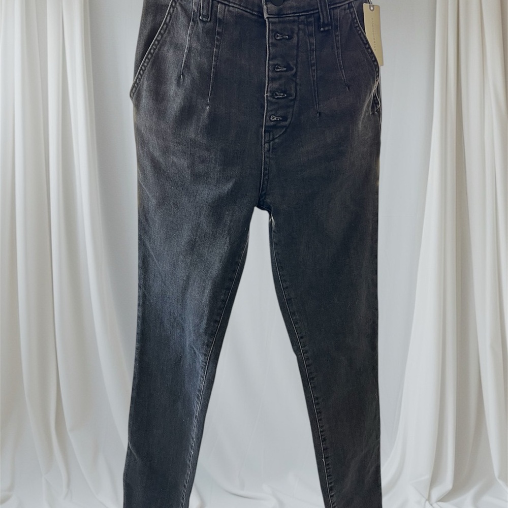 Pilcro and the Letterpress High-Rise Skinny Jeans-Size 27
💥BRAND NEW with Tags 💥